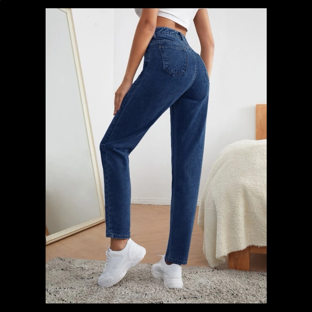 Brand new Mom jeans